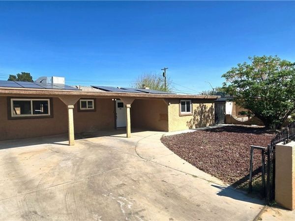 1808 E Webb Avenue , North Las Vegas, NV 89030