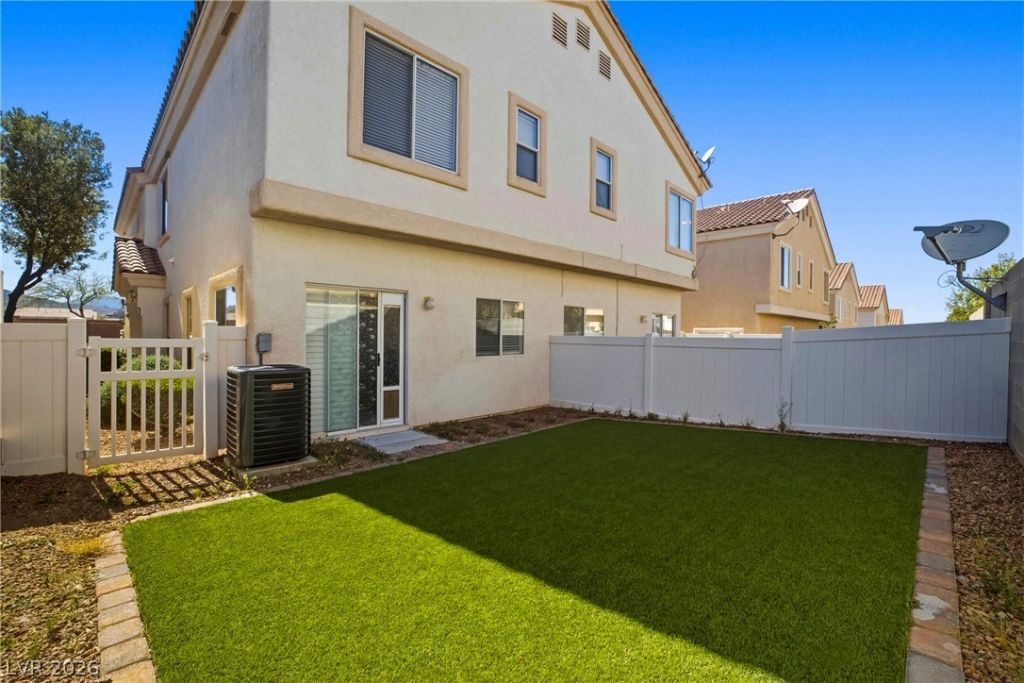 2582 Lazy Saddle Drive, Henderson, NV 89002 Main Photo