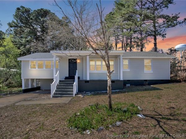 88 Hannah Creek Road, Four Oaks, NC 27524