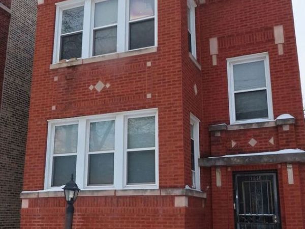 7550 S Calumet Avenue , Chicago, IL 60619