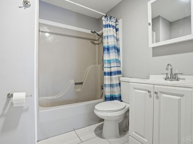 635 Carefree Drive, Union Twp, OH 45244 Photo 22