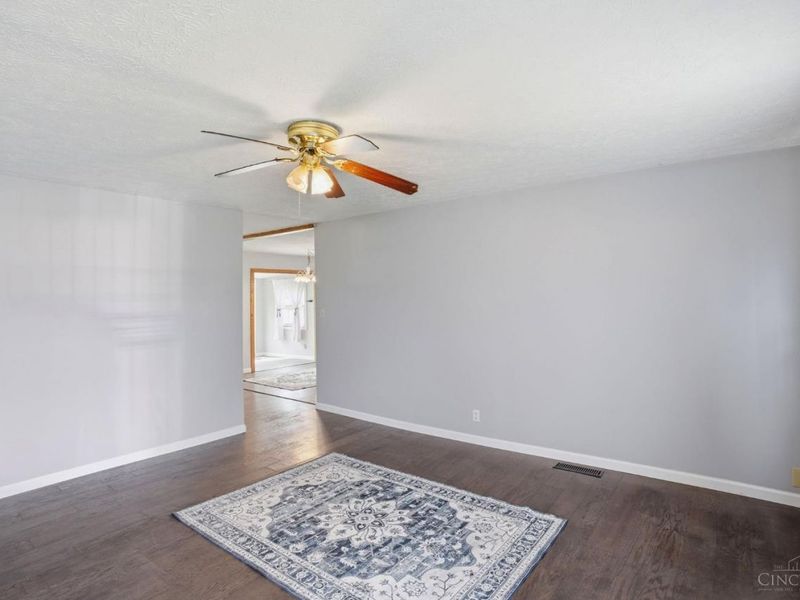 635 Carefree Drive, Union Twp, OH 45244 Photo 7