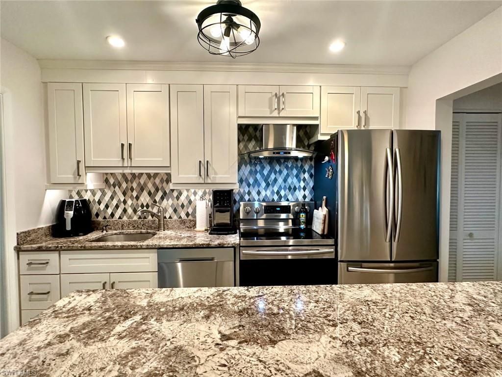 788 Park Shore Dr, Unit A29, Naples, FL 34103 Photo