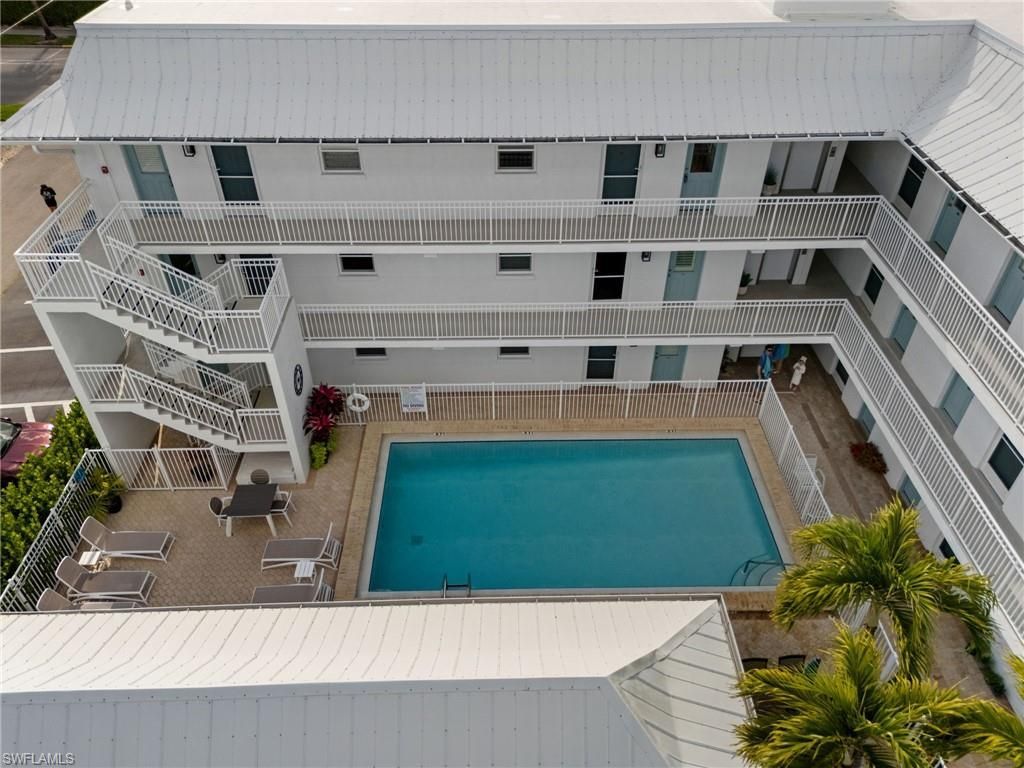 1021 3rd St S, Unit 108, Naples, FL 34102 Photo