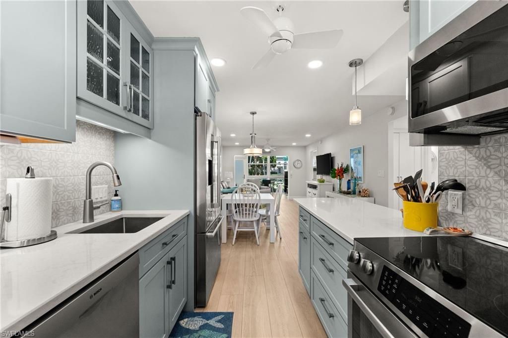 1021 3rd St S, Unit 108, Naples, FL 34102 Photo