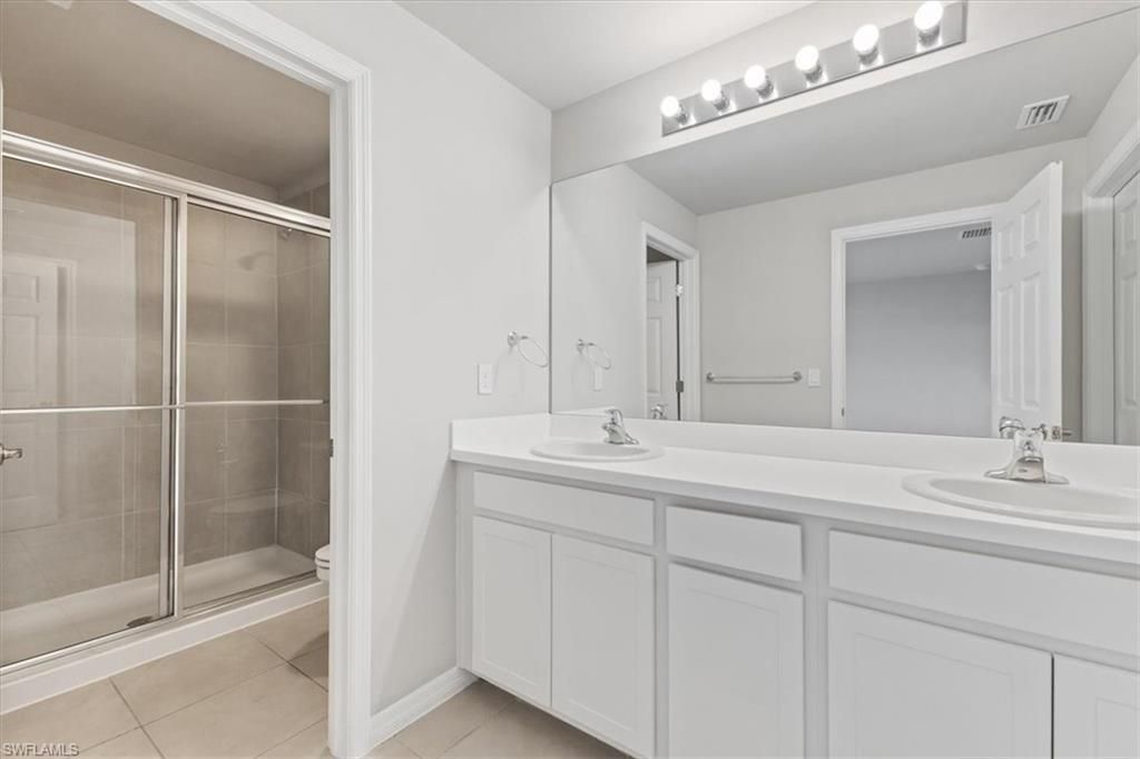 15245 Wildflower Cir, Naples, FL 34119 Photo
