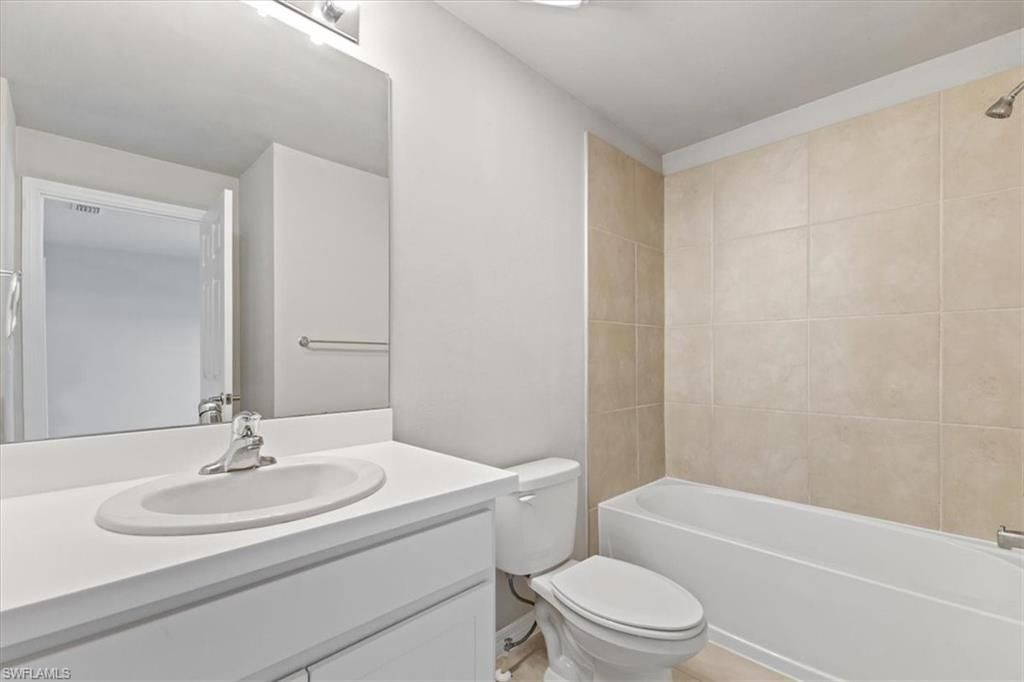 15245 Wildflower Cir, Naples, FL 34119 Photo