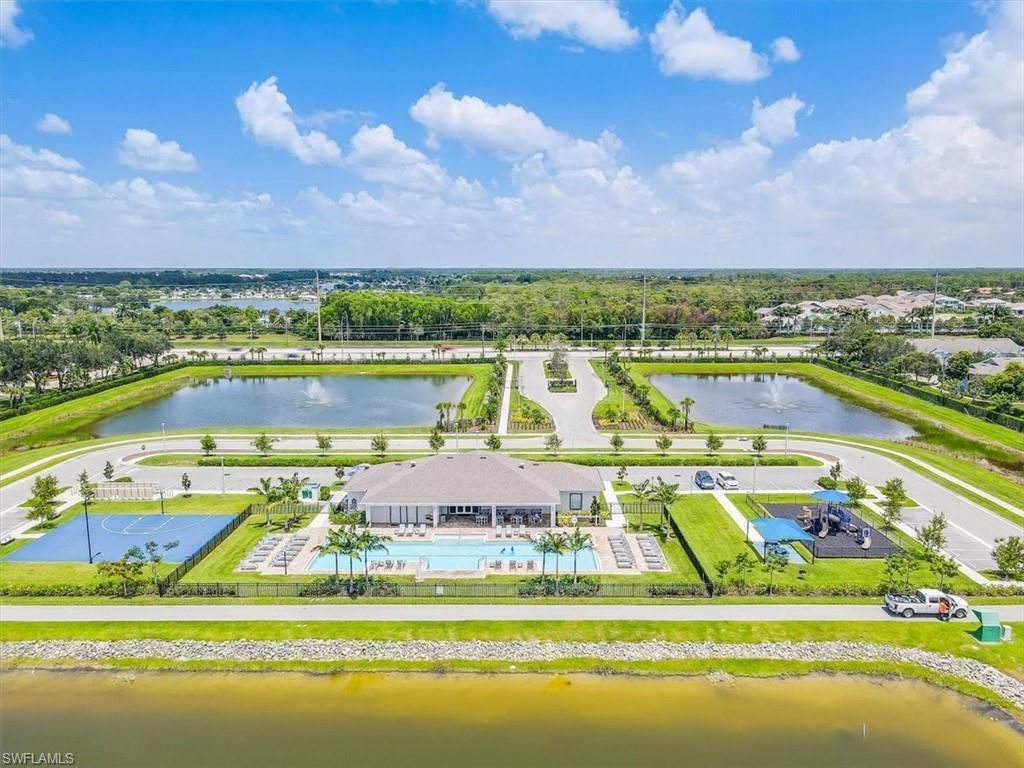 15245 Wildflower Cir, Naples, FL 34119 Photo