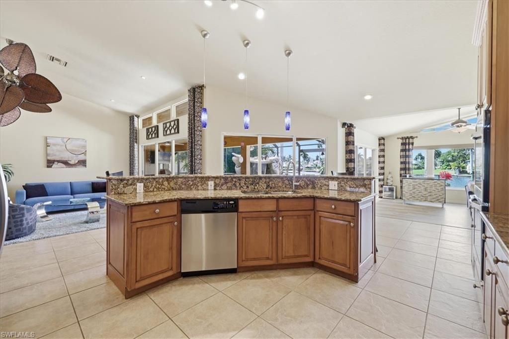 3614 SE 21st Ave , Cape Coral, FL 33904 Photo