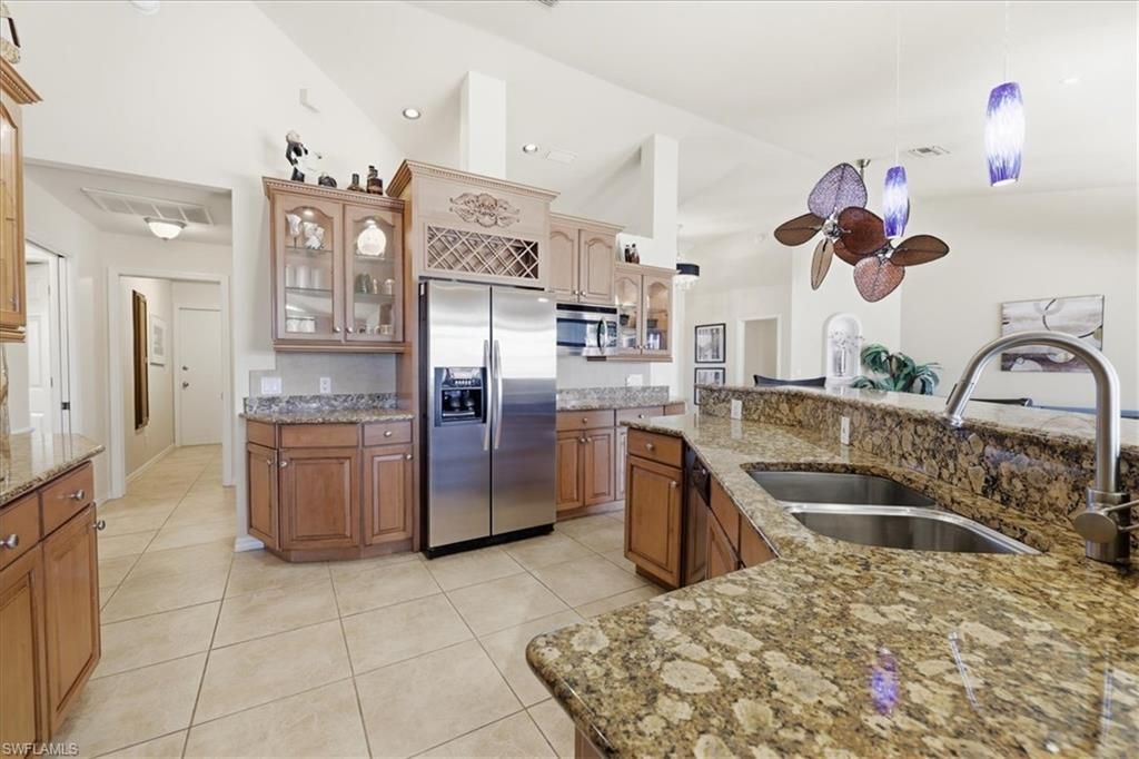 3614 SE 21st Ave , Cape Coral, FL 33904 Photo