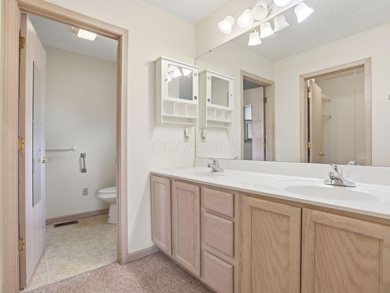 978 Blueberry Court, Newark, OH 43055 Photo 22