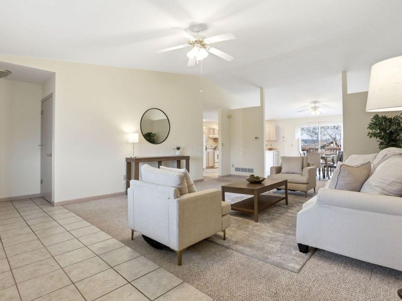 978 Blueberry Court, Newark, OH 43055 Photo 7