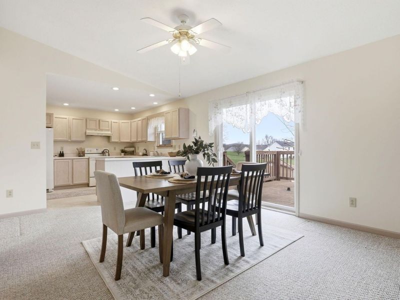 978 Blueberry Court, Newark, OH 43055 Photo 9