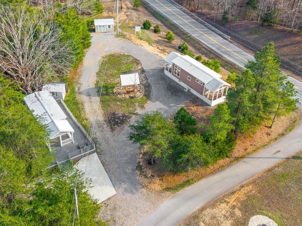 102 Thomas Rd , Dover, TN 37058