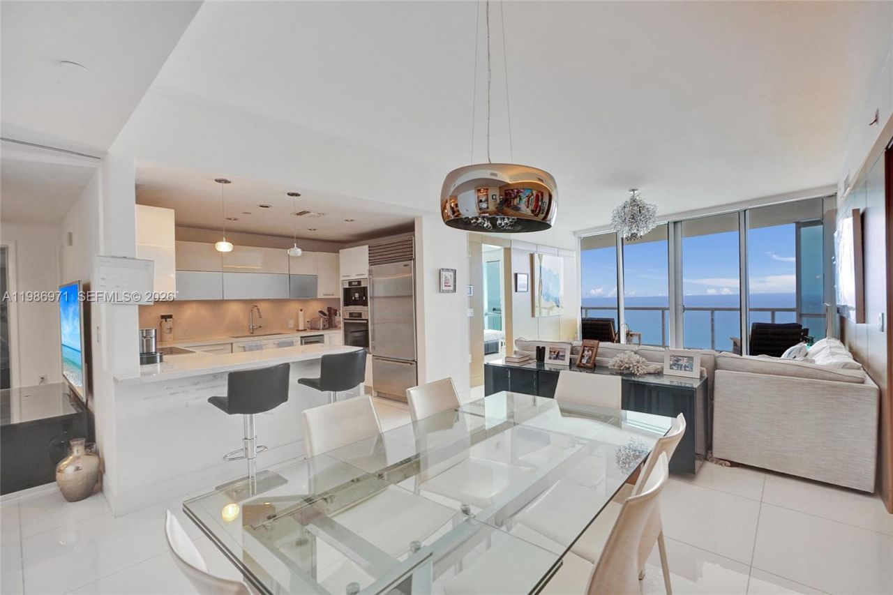 17121 Collins Ave , Unit 3206, Sunny Isles Beach, FL 33160 Photo