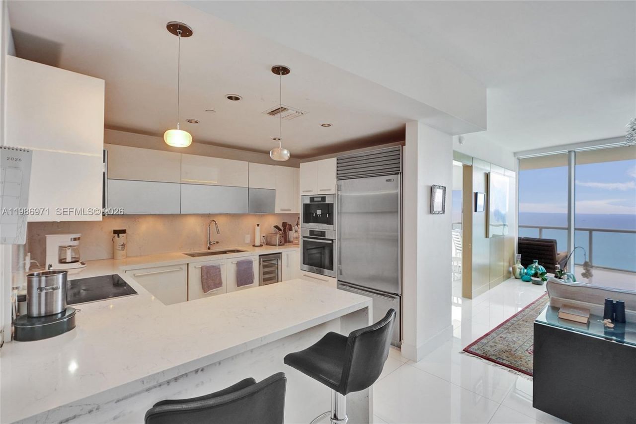 17121 Collins Ave , Unit 3206, Sunny Isles Beach, FL 33160 Photo