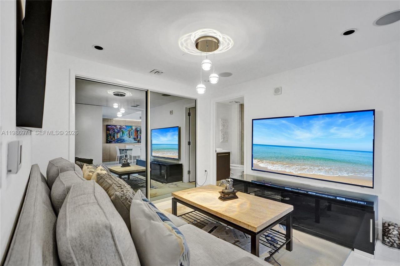 17121 Collins Ave , Unit 3206, Sunny Isles Beach, FL 33160 Photo