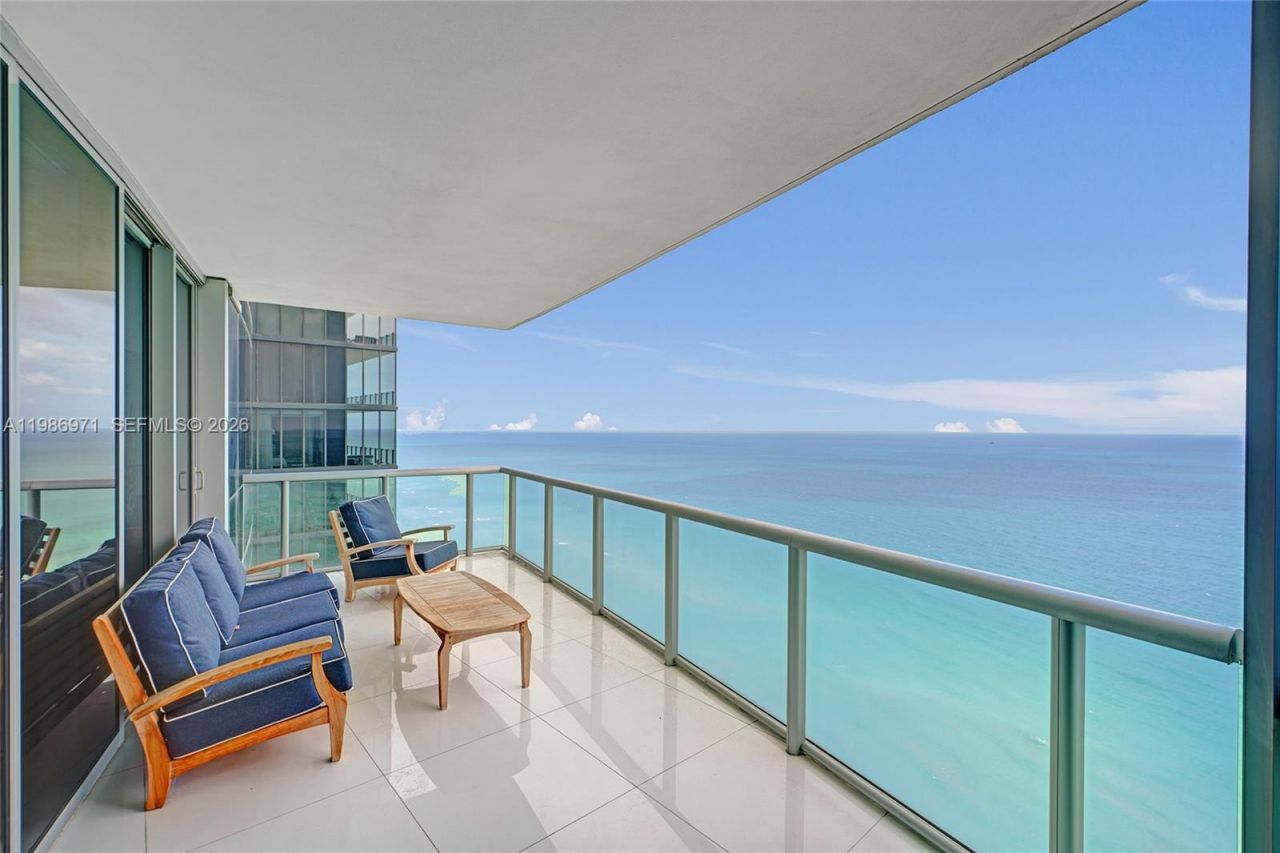 17121 Collins Ave , Unit 3206, Sunny Isles Beach, FL 33160 Photo
