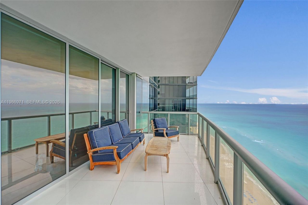 17121 Collins Ave , Unit 3206, Sunny Isles Beach, FL 33160 Photo