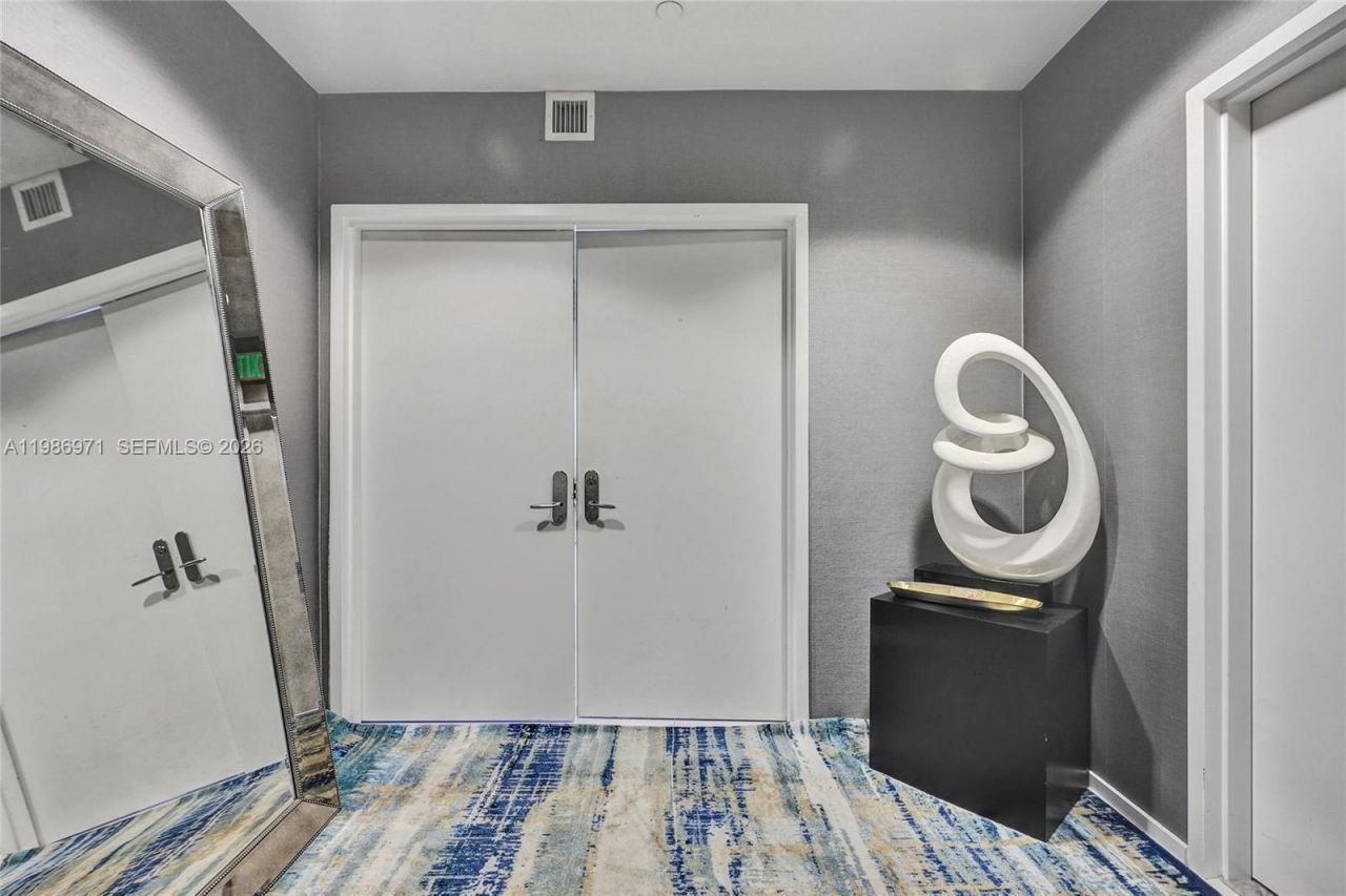 17121 Collins Ave , Unit 3206, Sunny Isles Beach, FL 33160 Photo