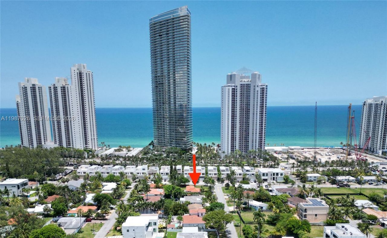 211 189th Ter , Sunny Isles Beach, FL 33160 Photo