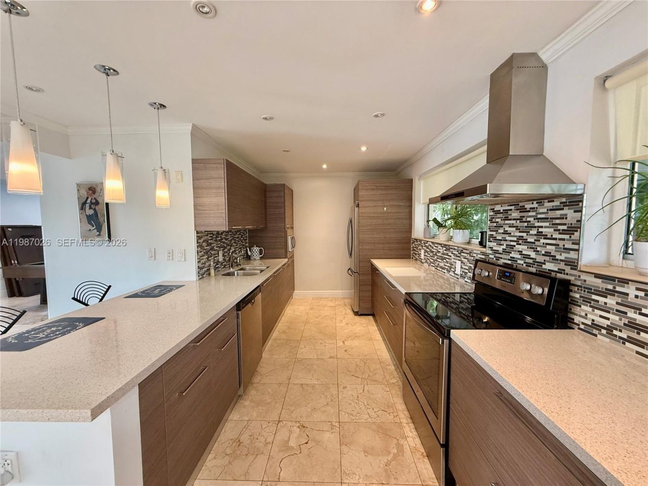 211 189th Ter , Sunny Isles Beach, FL 33160 Photo