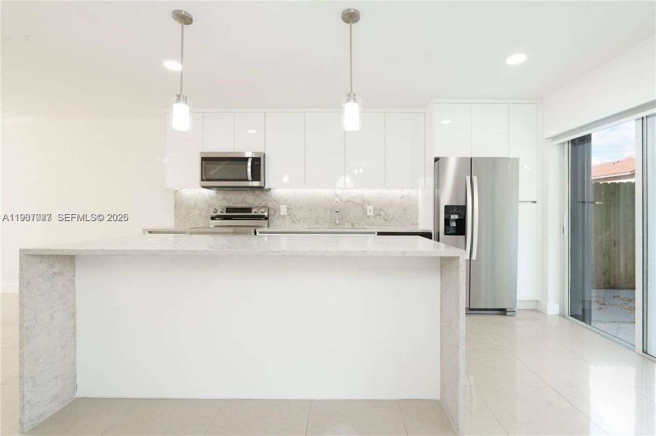 6080 W 26th Ct, Unit 101-9, Hialeah, FL 33016 Photo