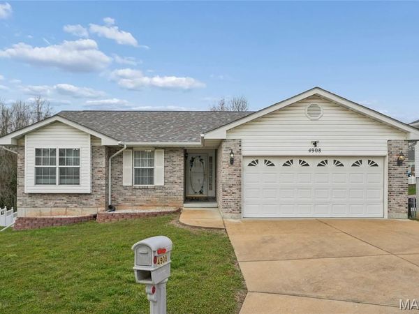 4908 Paradise Meadows Drive, Imperial, MO 63052