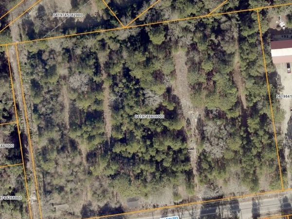 1135 Shaw Road, Fayetteville, NC 28311