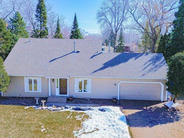 129 Tamarack Court, Stillwater, MN 55082