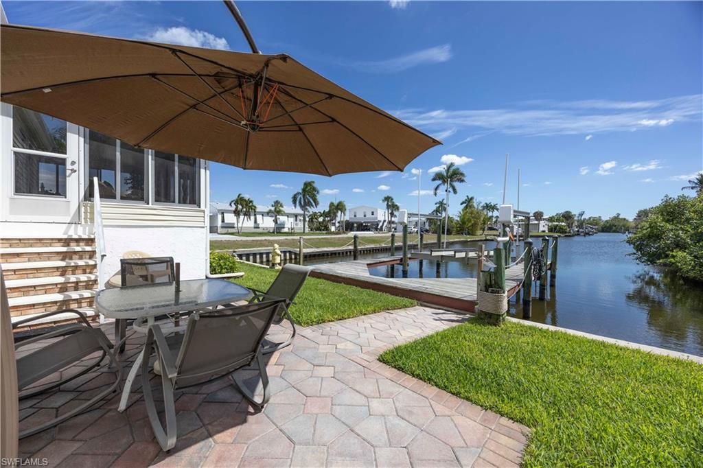 17520 Azalea Ln, Fort Myers Beach, FL 33931 Photo