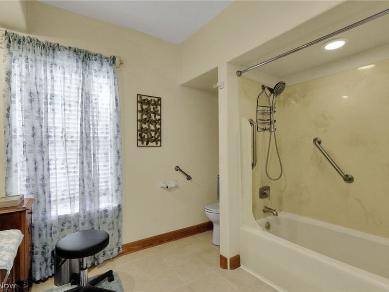 137 King Avenue , Columbus, OH 43201 Photo 26