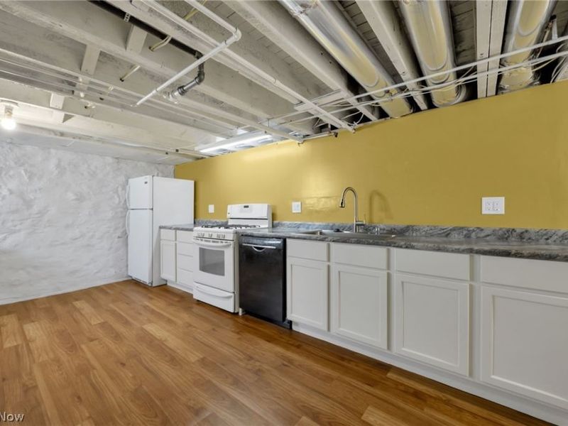 137 King Avenue, Columbus, OH 43201 Photo 30