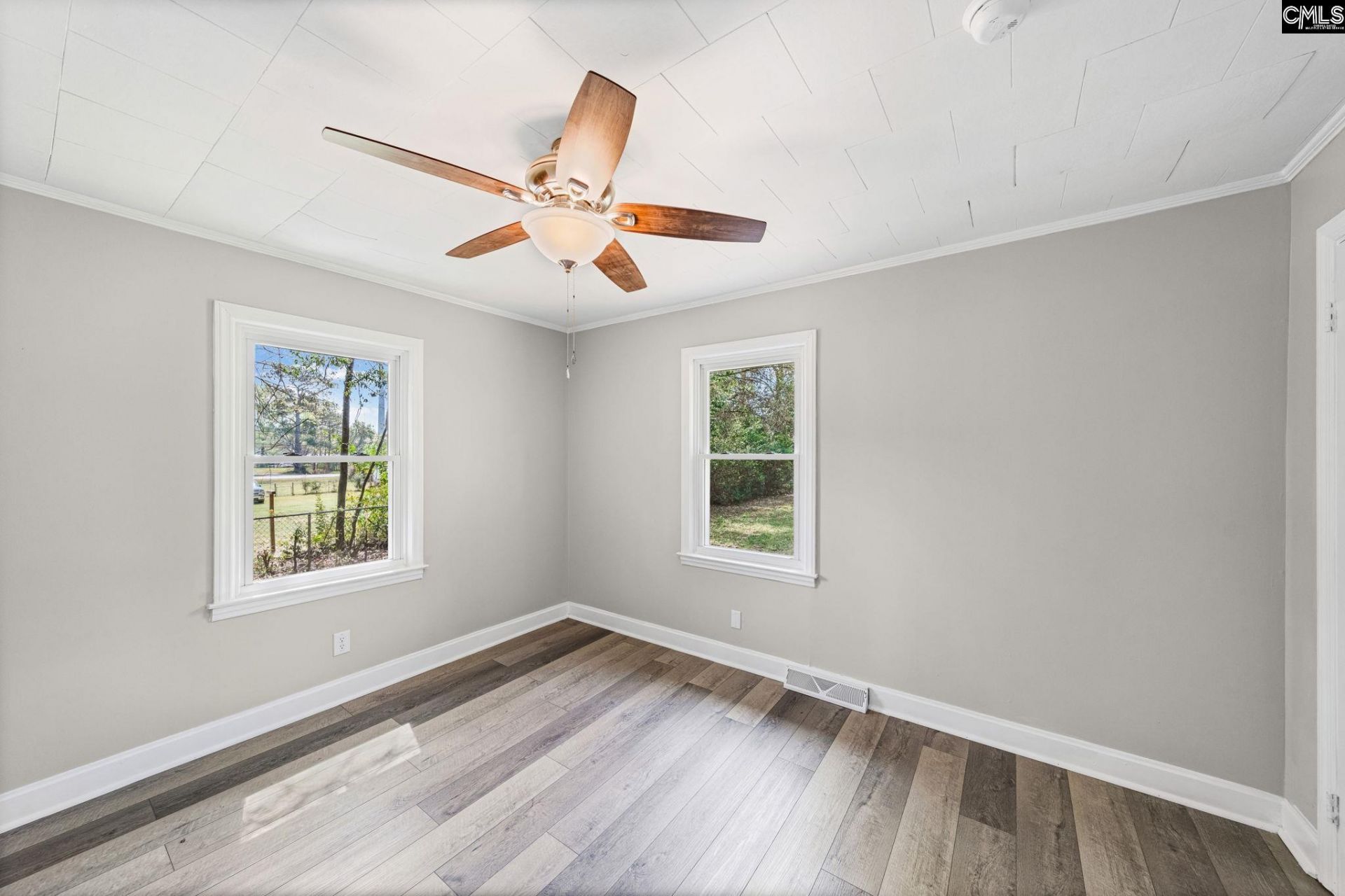 66 Elizabeth Street  Photo 20