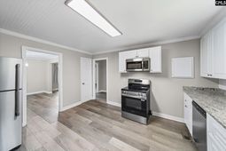 66 Elizabeth Street  photo 4