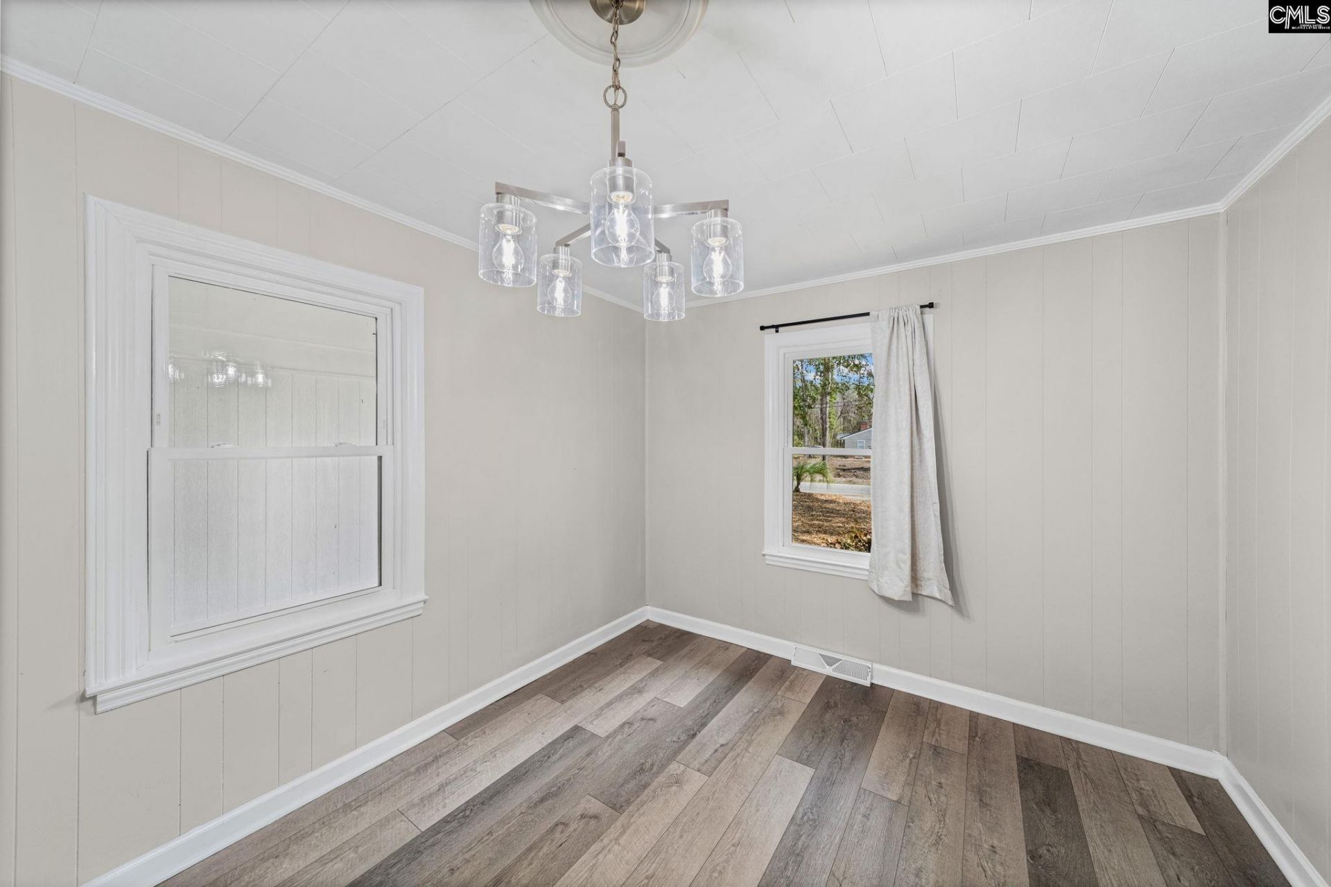 66 Elizabeth Street  Photo 8