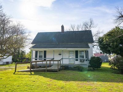 2032 Piedmont Street , Newberry, SC 29108