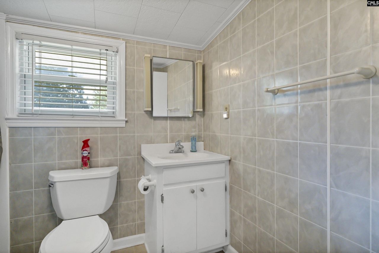 2032 Piedmont Street  Photo 19