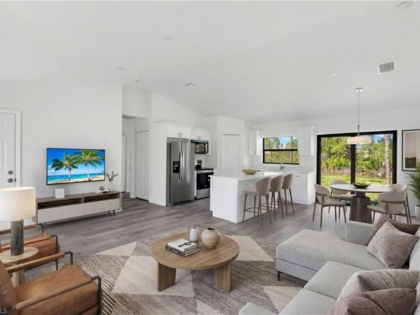 2912 8th ST W, LEHIGH ACRES, FL 33971