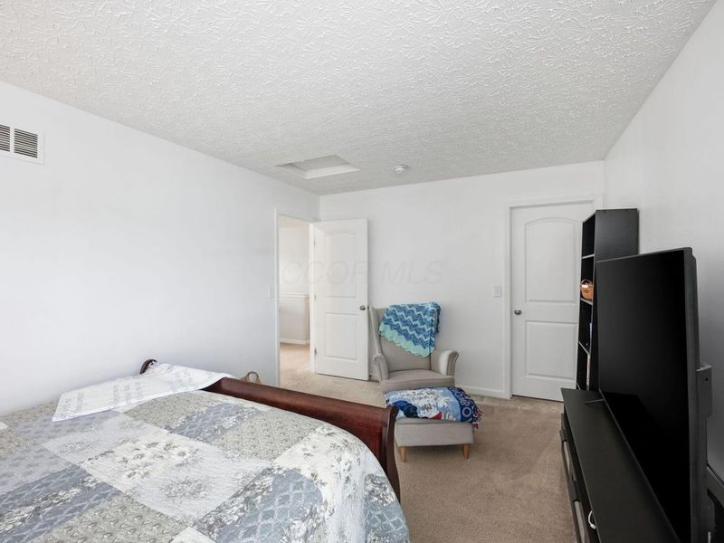 5968 Follensby Drive, Westerville, OH 43081 Photo 30