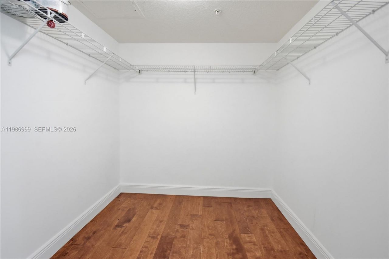 1800 N Bayshore Dr, Unit 3115, Miami, FL 33132 Photo