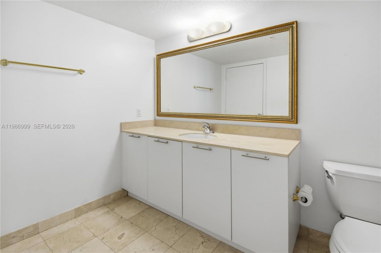 1800 N Bayshore Dr, Unit 3115, Miami, FL 33132 Photo