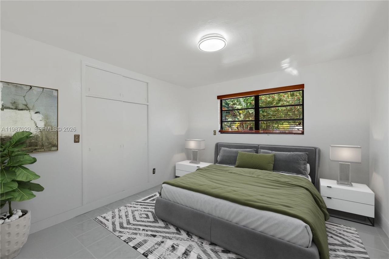 12890 NE Miami Ct , North Miami, FL 33161 Photo