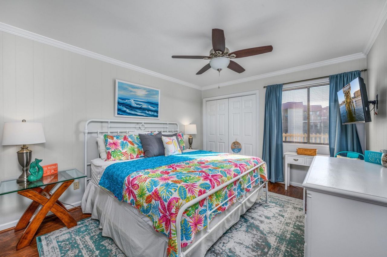 6309 Ocean Blvd. N Photo 19