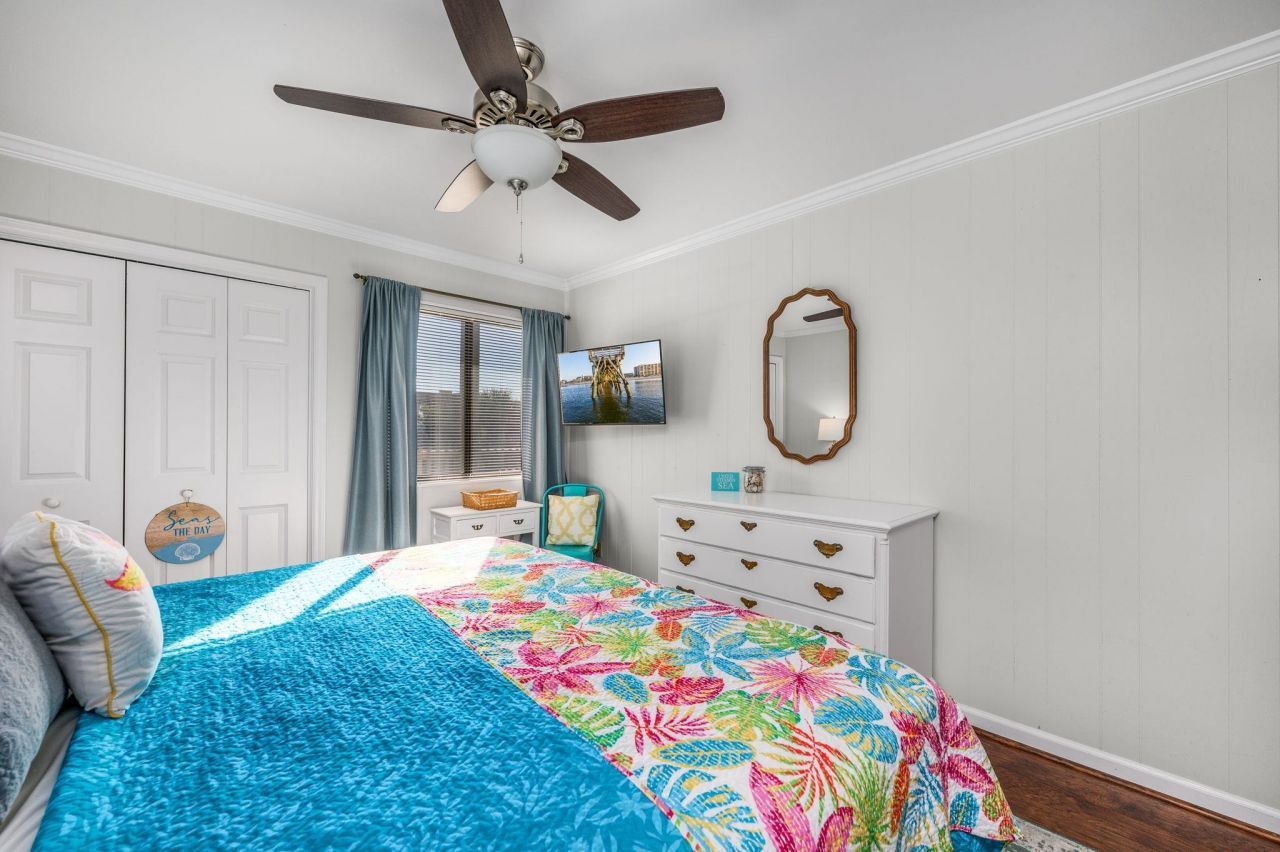 6309 Ocean Blvd. N Photo 20