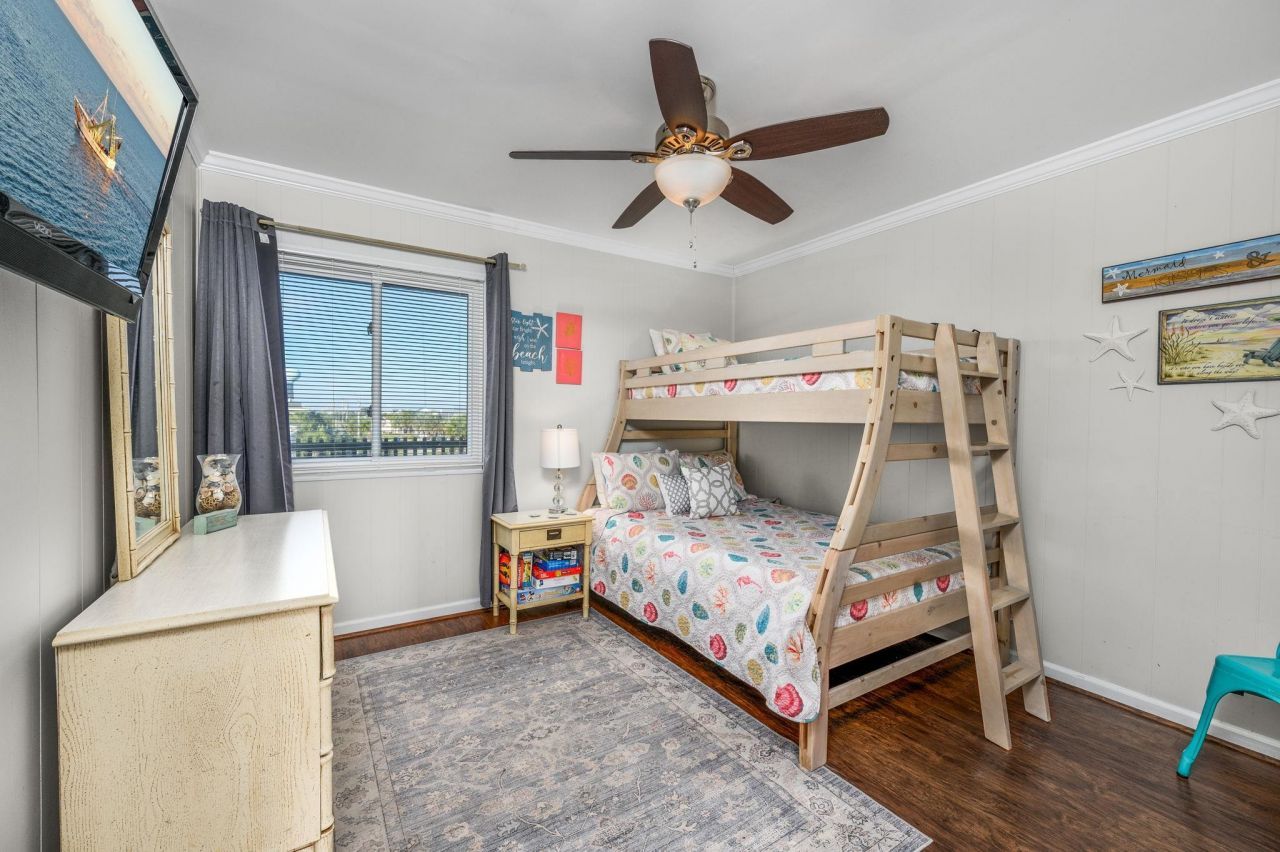 6309 Ocean Blvd. N Photo 22