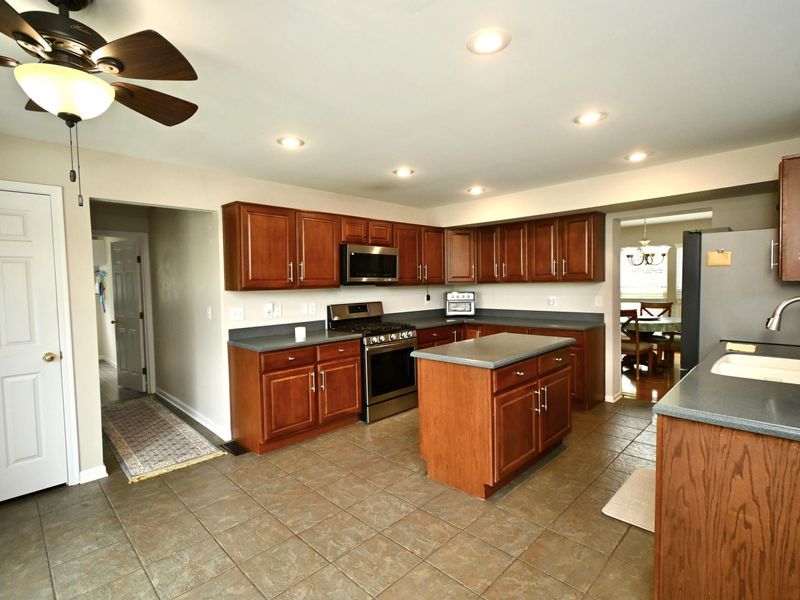 2081 Blankenbecker Drive, Florence, KY 41042 Photo 21