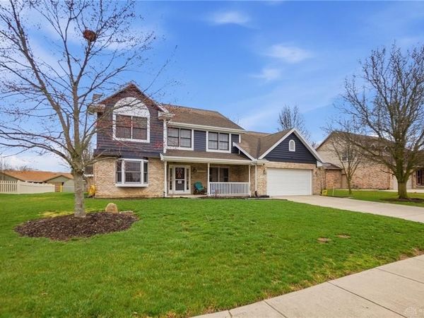 214 Old Carriage Drive, Englewood, OH 45322