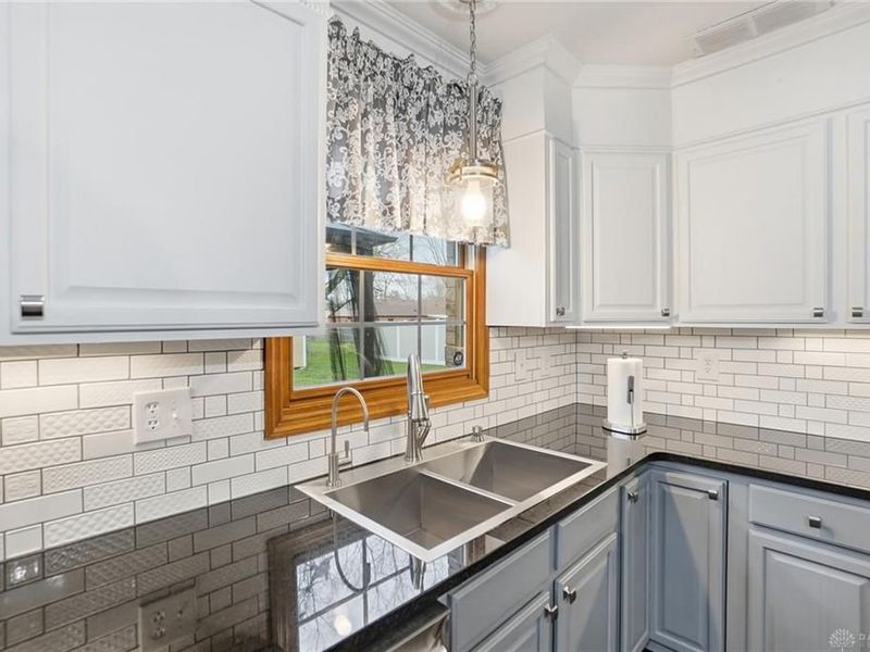 214 Old Carriage Drive, Englewood, OH 45322 Photo 13