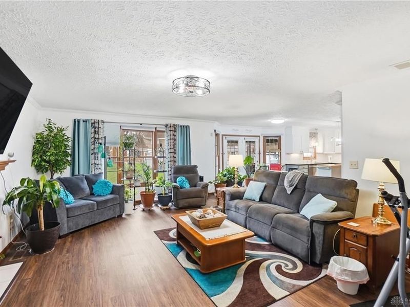 214 Old Carriage Drive, Englewood, OH 45322 Photo 6